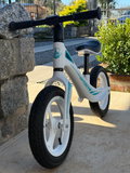 Bicicleta de Equilibrio Infantil Sin Pedales con Cubiertas de Aire – Celeste